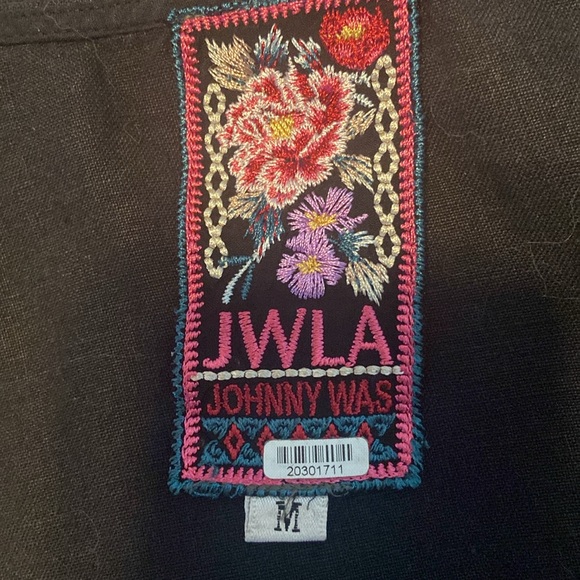 Embroidered Johnny Was Linen Top - Picture 5 of 6